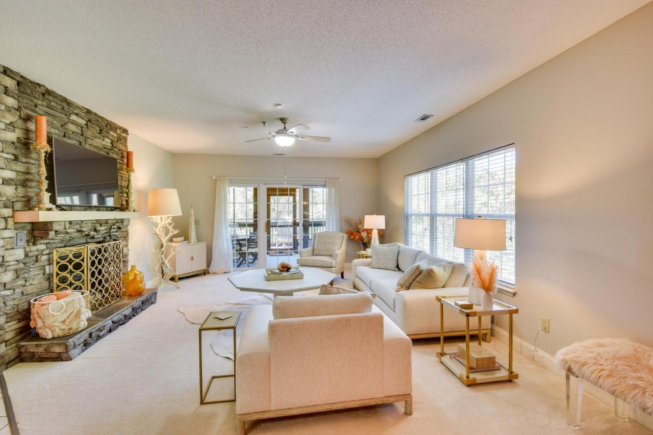 Kingwood With Golf Course Views!