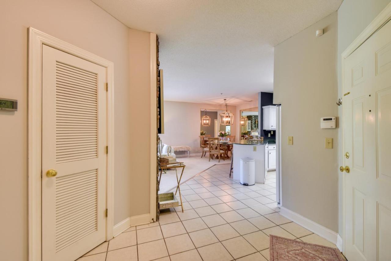 Kingwood With Golf Course Views! Apartment