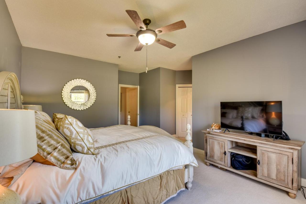 Kingwood With Golf Course Views! * Clayton