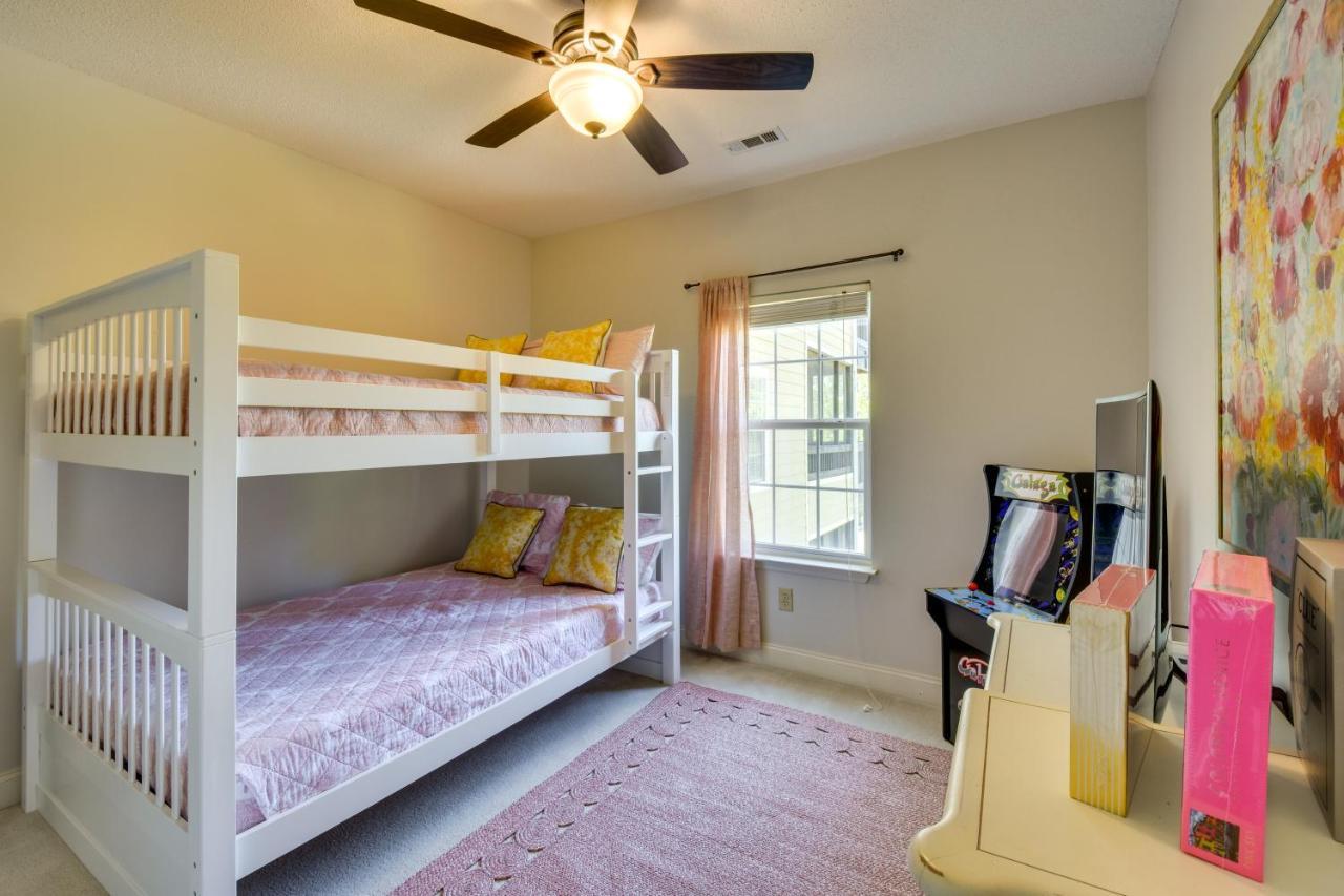Kingwood With Golf Course Views!